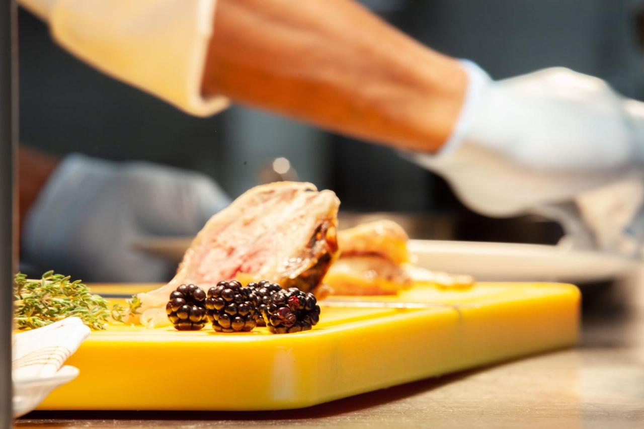 Restaurant Port-conty Hotel 4*