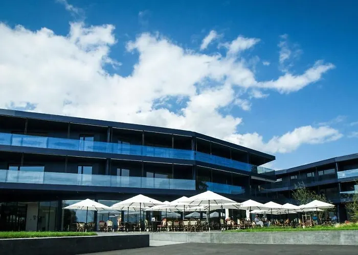 Hôtel Restaurant Port-Conty
